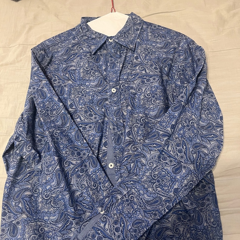 nice dress shirt from cremieux!